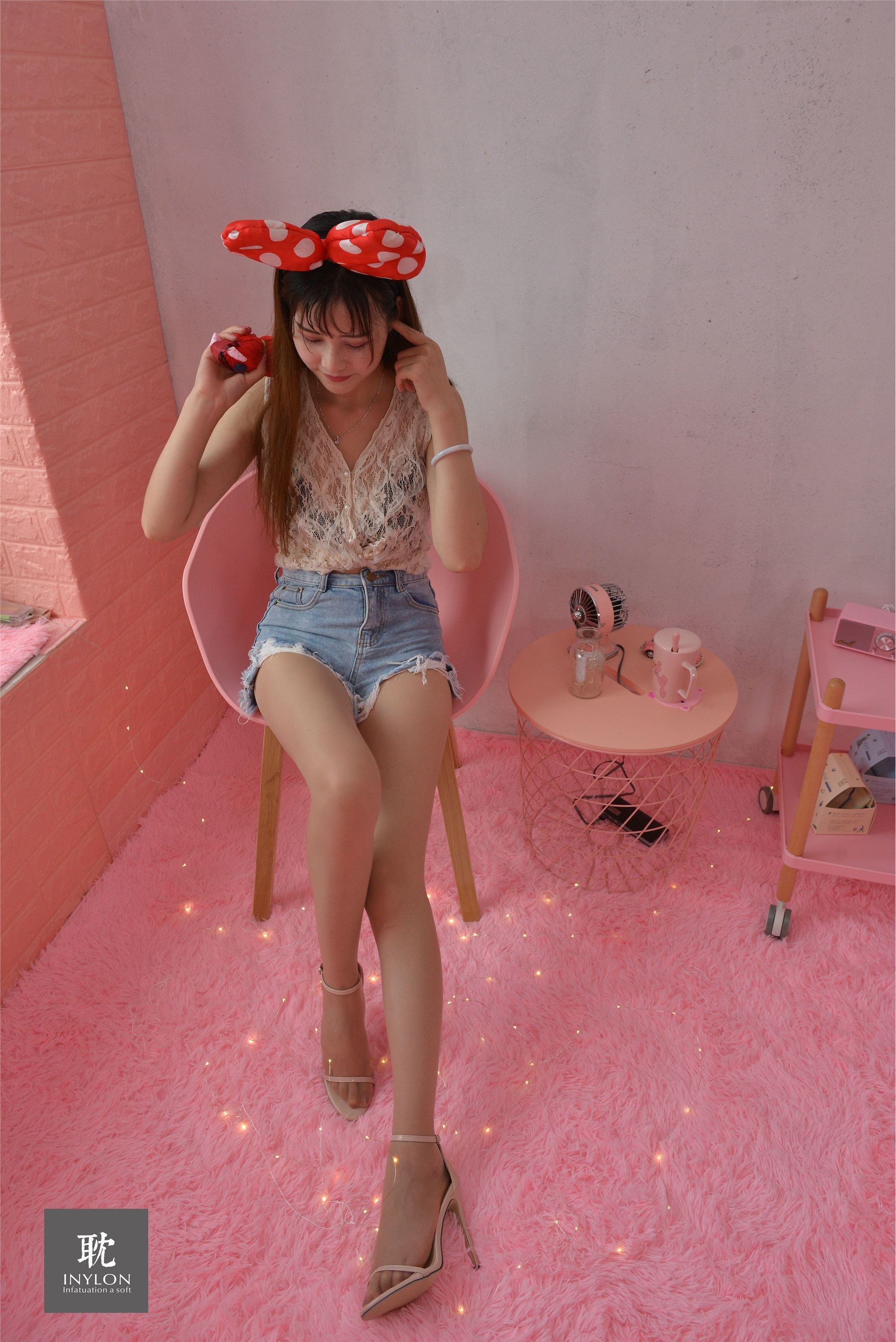 IESS异思趣向《普惠集234》- 模特：九妹《快乐的丝袜》